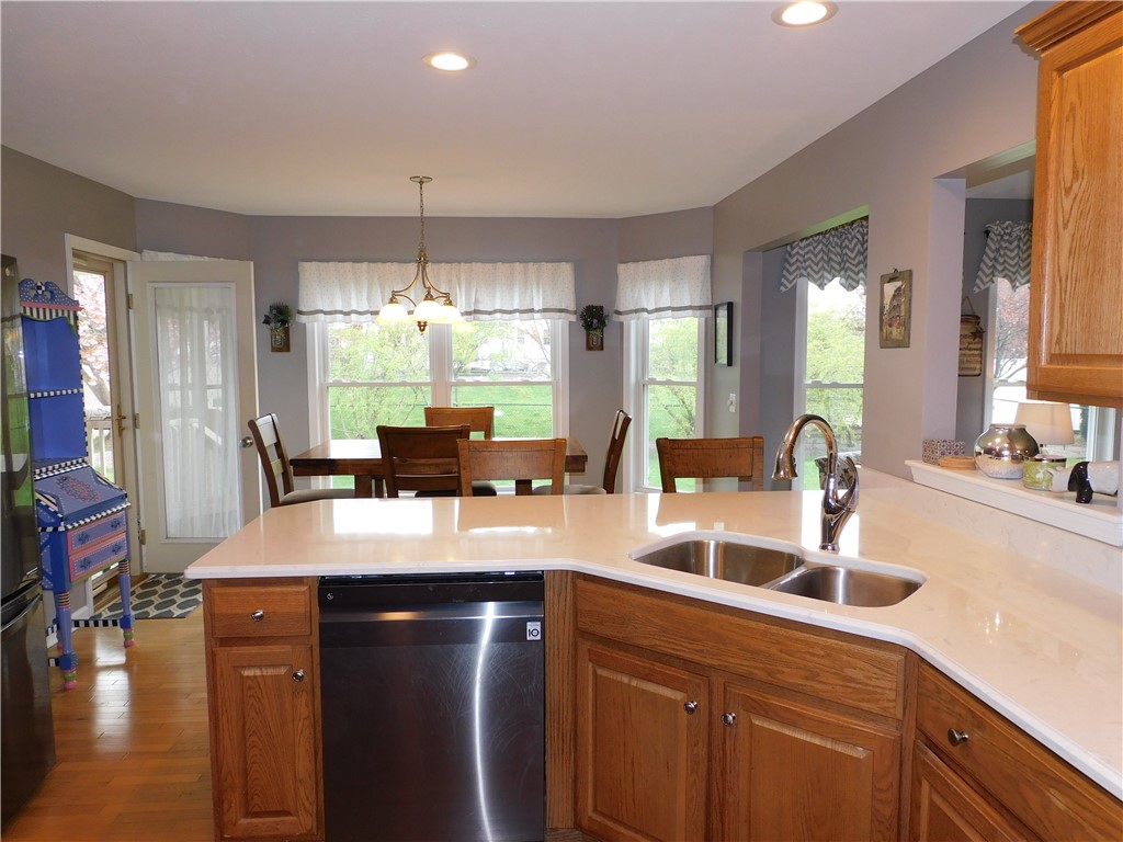 475 Mill Road Greece, NY 14626 - Photo 8 of 31