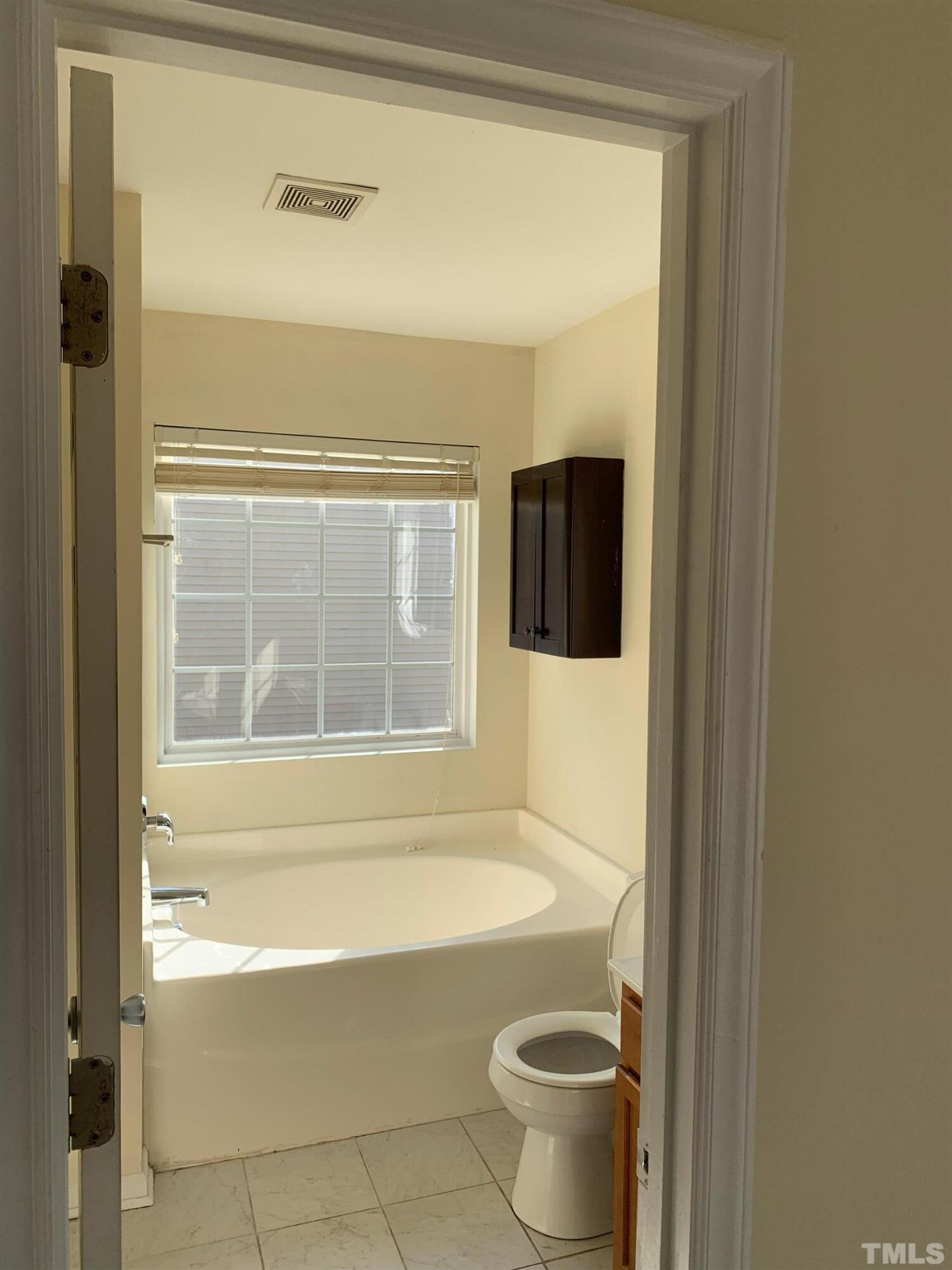 4180 Dalcross Road Raleigh, NC 27610 - Photo 7 of 9 Photo #7