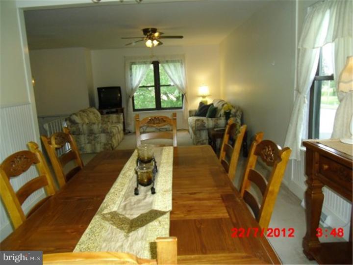 4901 Farming Ridge Boulevard Reading, PA 19606 - Photo 7 of 25 Dining Room