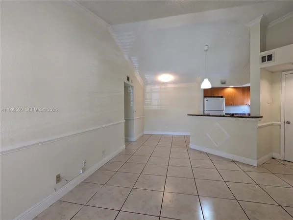 $1,900 | 3430 Pinewalk Drive North, Unit 627, Margate, FL 33063