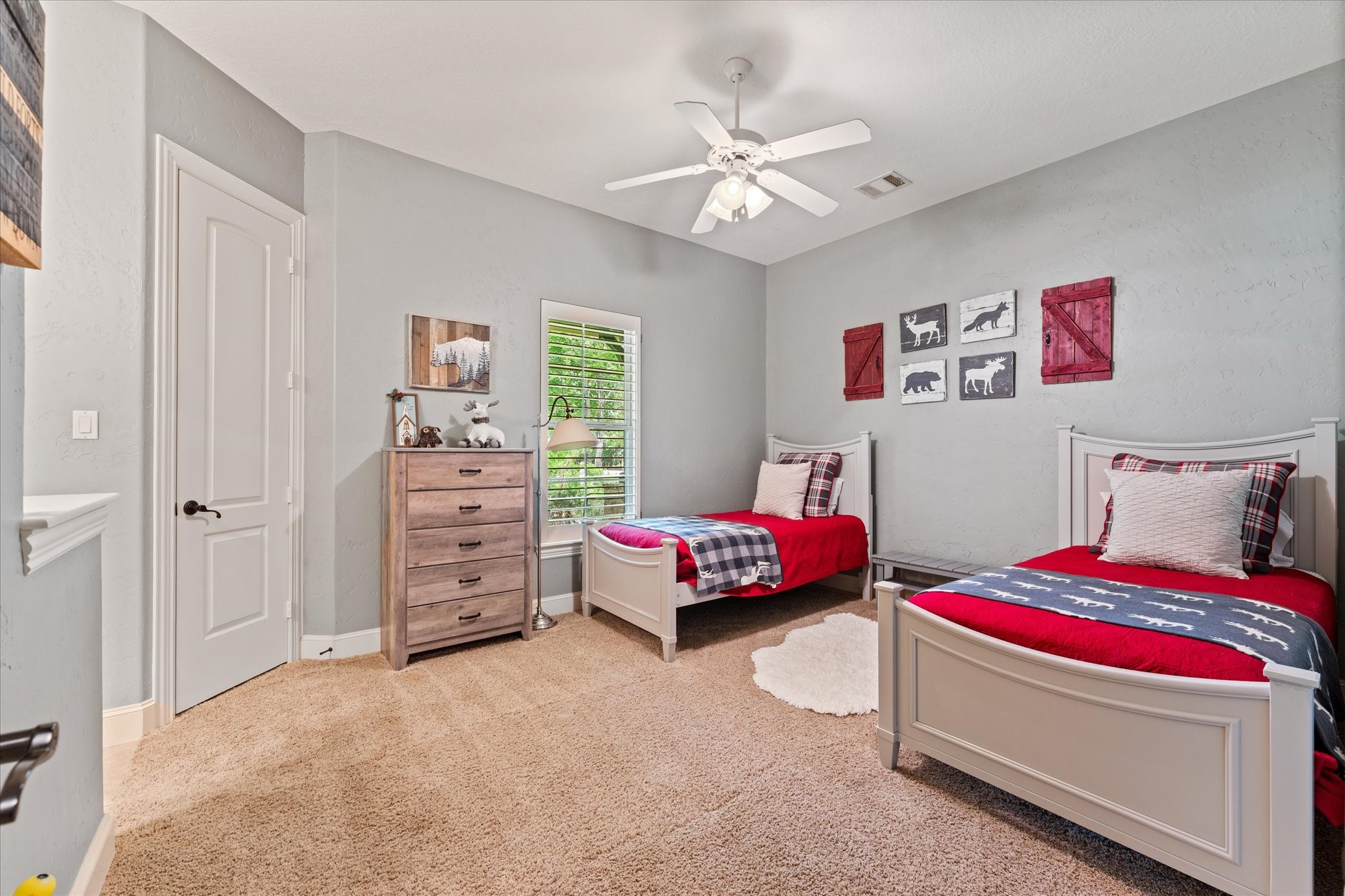 28422 Quiet Way Magnolia, TX 77355 - Photo 38 of 48 Bedroom with Jack and Jill bath