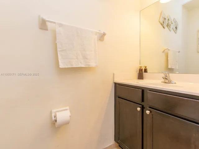 $3,500 | 12320 South Village Circle, Unit 12320, Davie, FL 33325