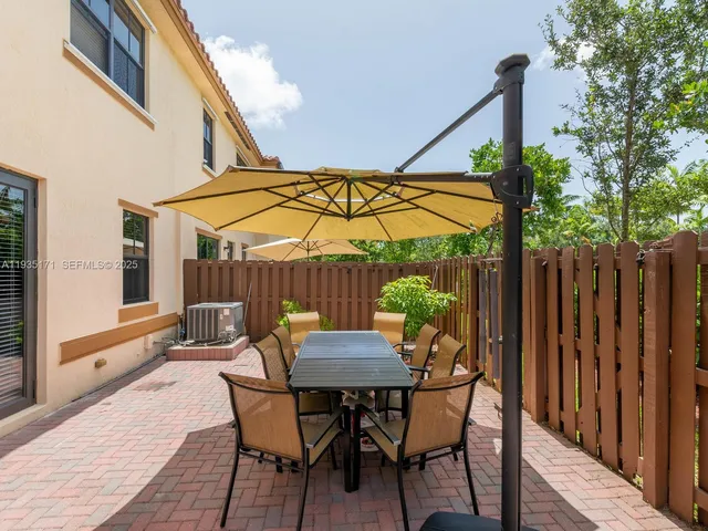 $3,500 | 12320 South Village Circle, Unit 12320, Davie, FL 33325