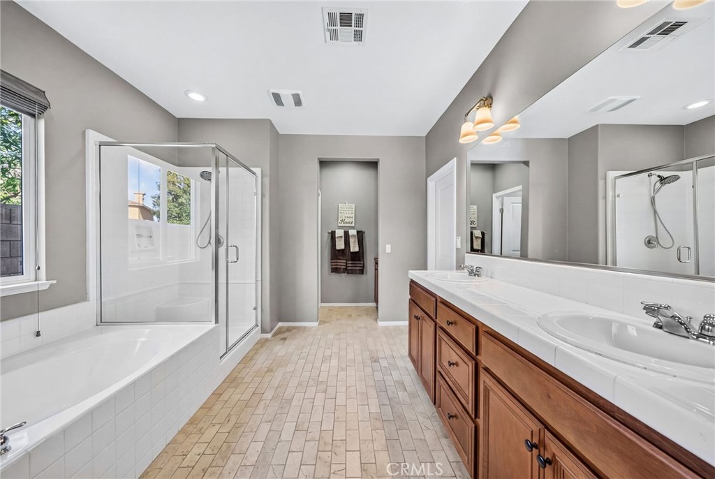 28344 Fox Ridge Cove Menifee, CA 92585 - Photo 21 of 64