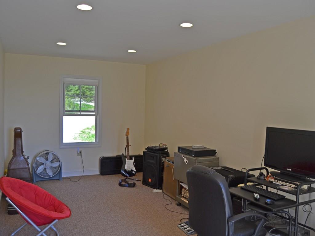 123 Ferry Road Hancock, ME 04640 - Photo 20 of 26 Large insulated and heated room...