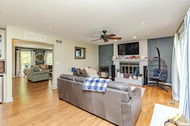 $459,900 | 20 Brompton Court, Bloomington, IL 61704