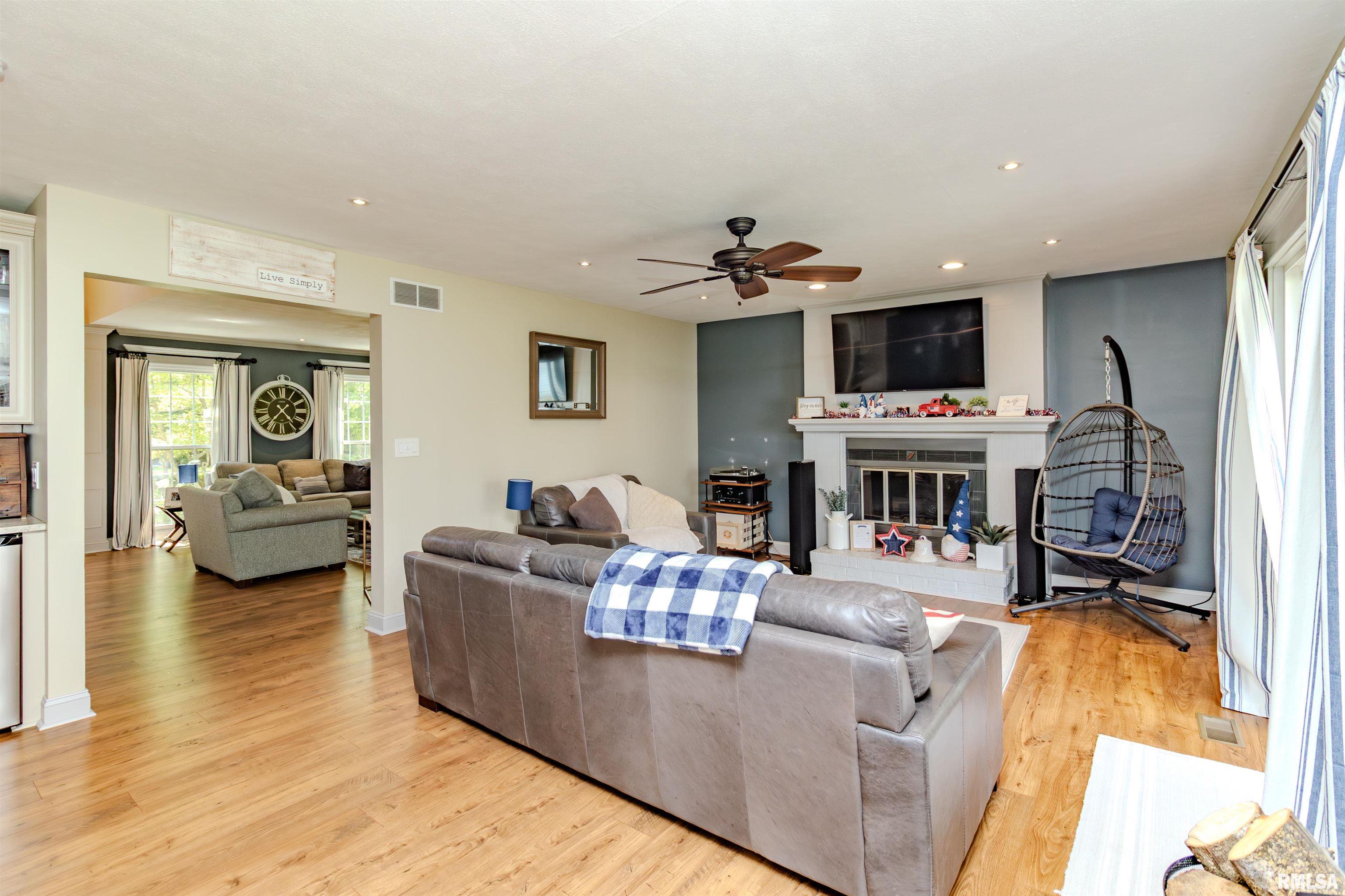 20 Brompton Court Bloomington, IL 61704 - Photo 23 of 91