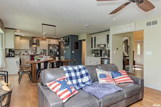 $459,900 | 20 Brompton Court, Bloomington, IL 61704