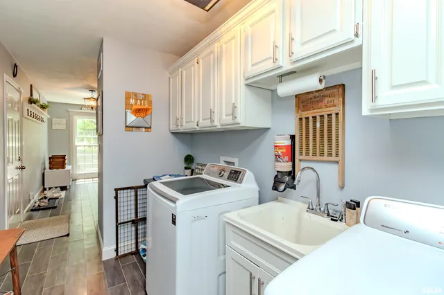 $459,900 | 20 Brompton Court, Bloomington, IL 61704