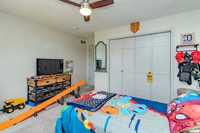 $459,900 | 20 Brompton Court, Bloomington, IL 61704