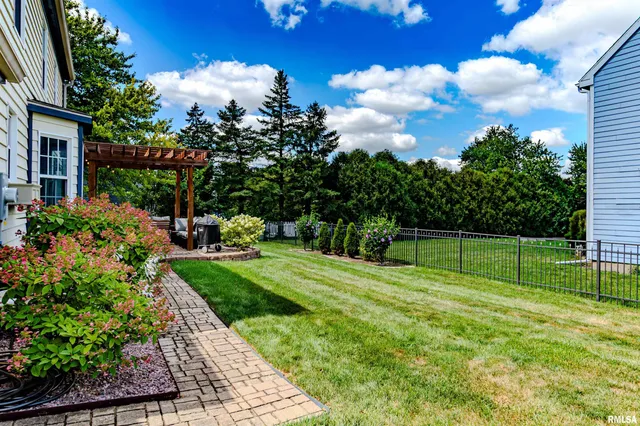 $459,900 | 20 Brompton Court, Bloomington, IL 61704