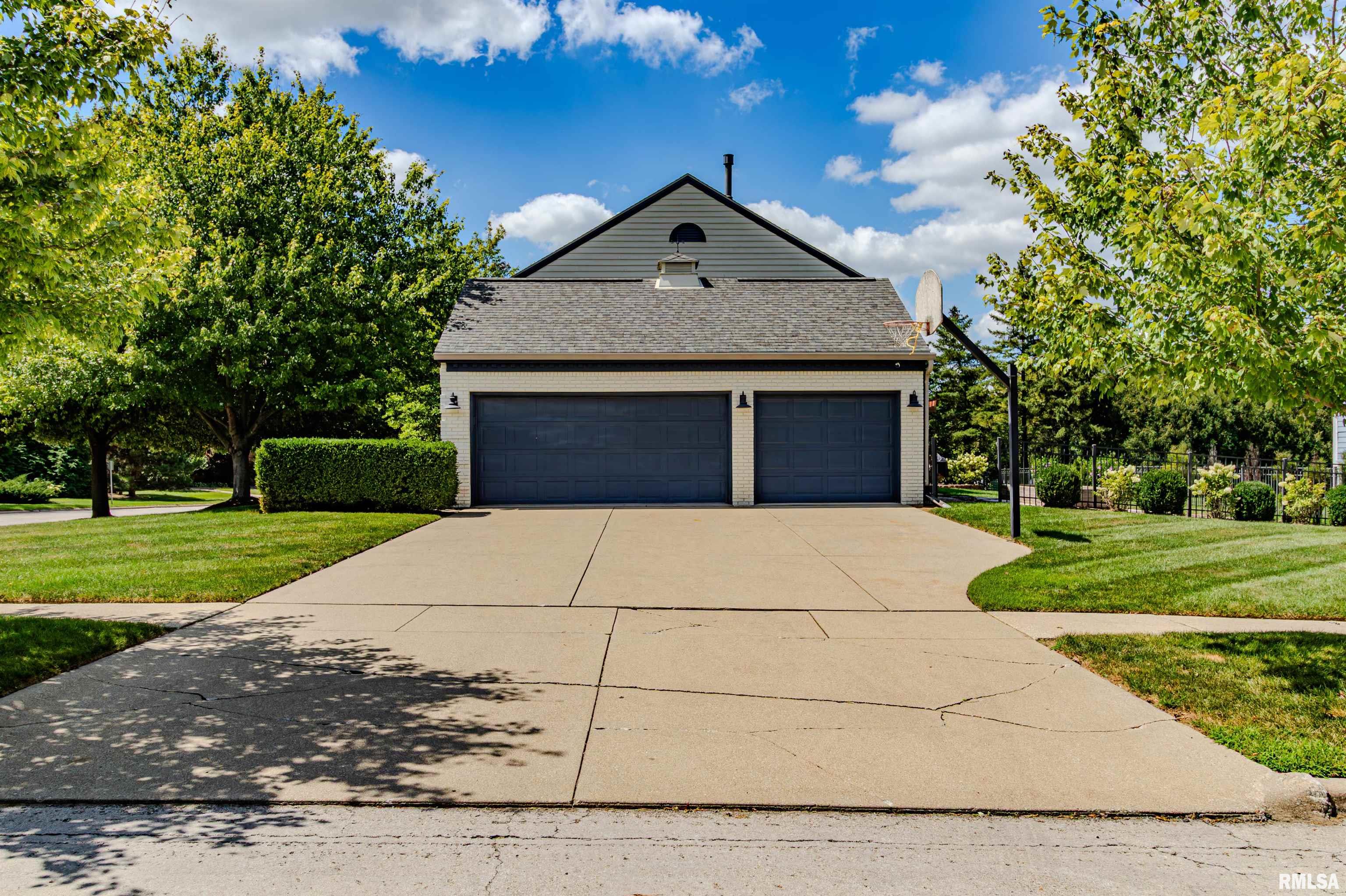 20 Brompton Court Bloomington, IL 61704 - Photo 77 of 91