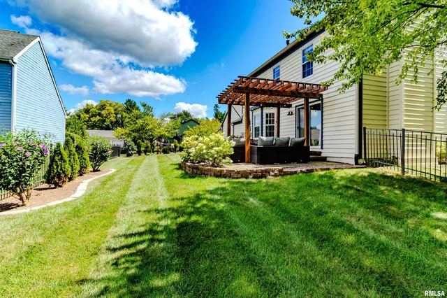 $459,900 | 20 Brompton Court, Bloomington, IL 61704