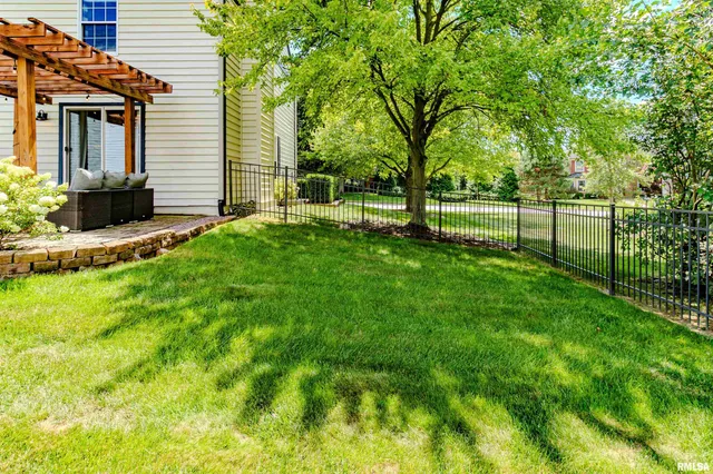 $459,900 | 20 Brompton Court, Bloomington, IL 61704