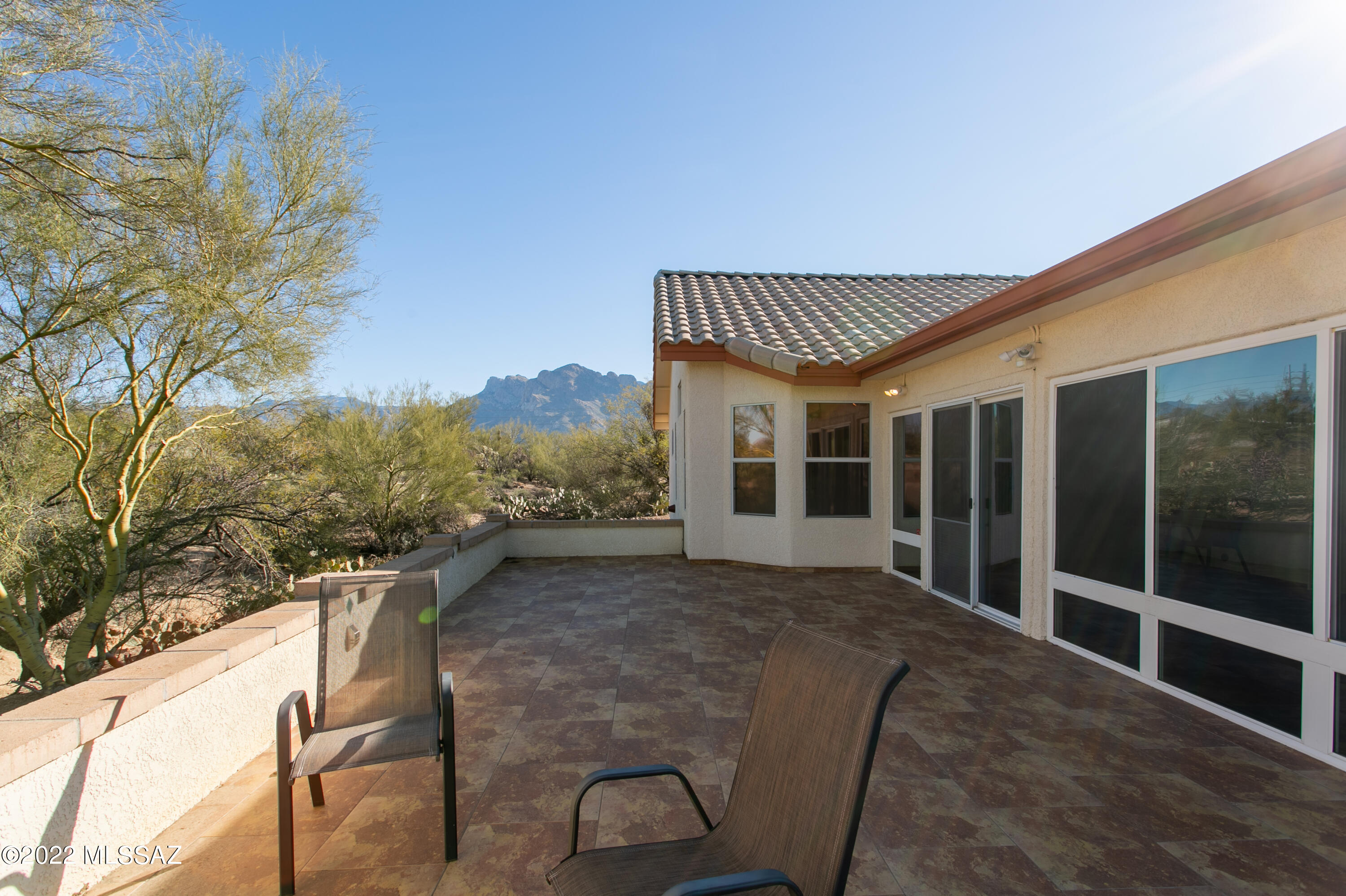 1486 West Sunset Ridge Place Tucson, AZ 85704 - Photo 4 of 36