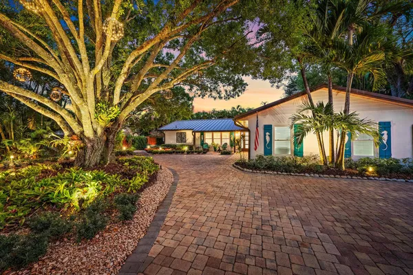 $1,375,000 | 104 Elsa Road, Jupiter, FL 33477