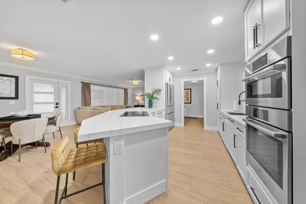$1,375,000 | 104 Elsa Road, Jupiter, FL 33477