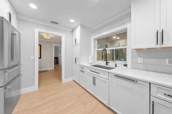 $1,375,000 | 104 Elsa Road, Jupiter, FL 33477
