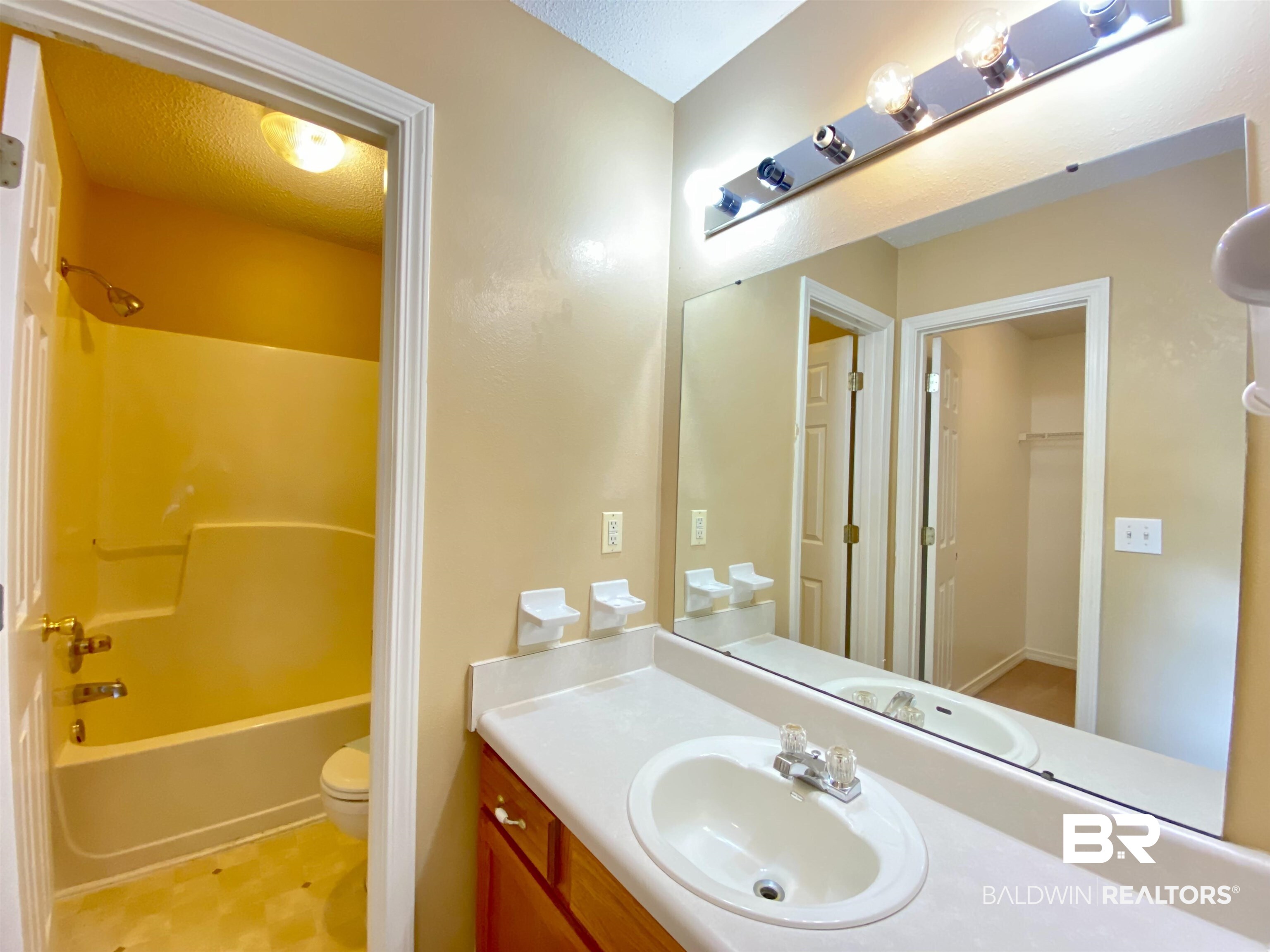 13236 Pointer Drive Foley, AL 36535 - Photo 15 of 28