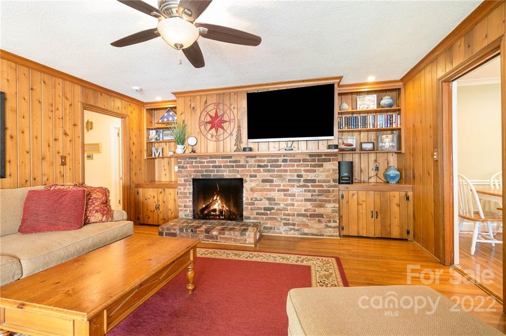 5536 Robinhood Road Charlotte, NC 28211 - Photo 19 of 40 Gallery Image 19