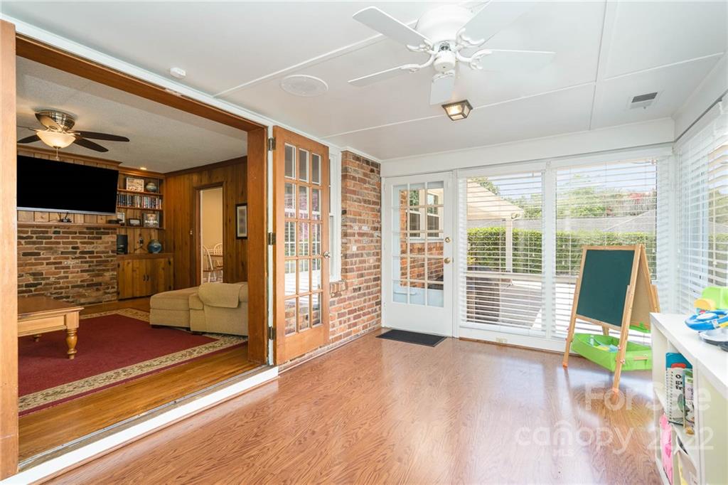 5536 Robinhood Road Charlotte, NC 28211 - Photo 21 of 40 Gallery Image 21