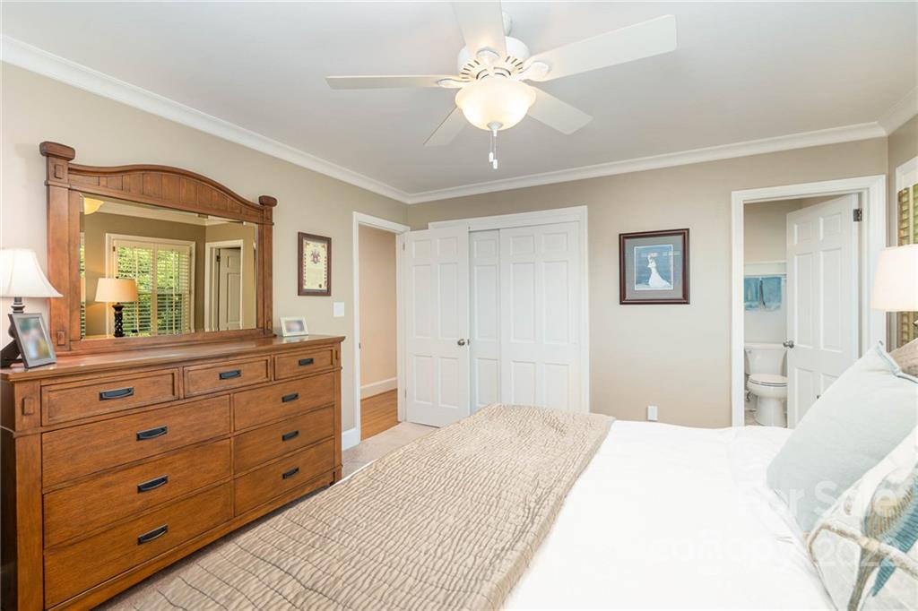 5536 Robinhood Road Charlotte, NC 28211 - Photo 23 of 40 Gallery Image 23