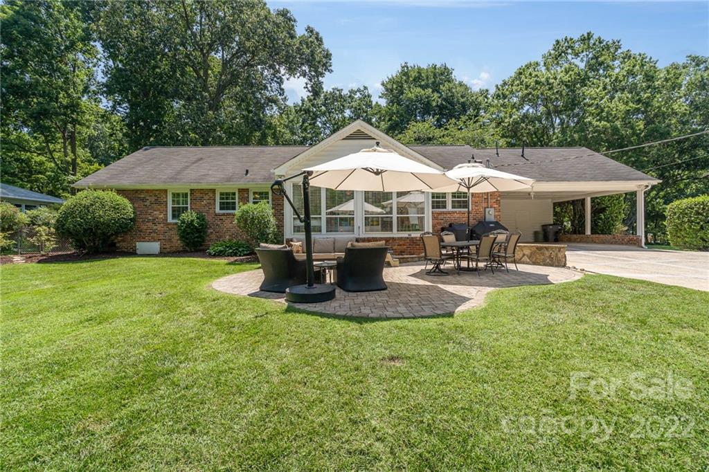 5536 Robinhood Road Charlotte, NC 28211 - Photo 32 of 40 Gallery Image 32