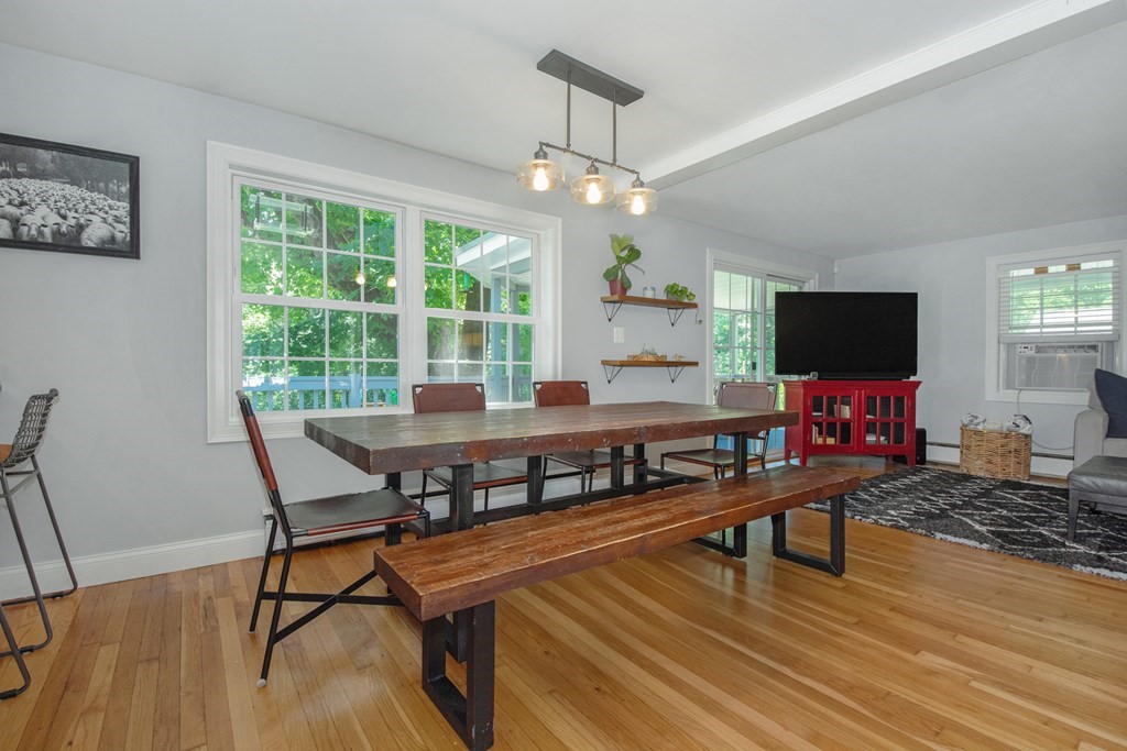 351 Boston Road Sutton, MA 01590 - Photo 12 of 37