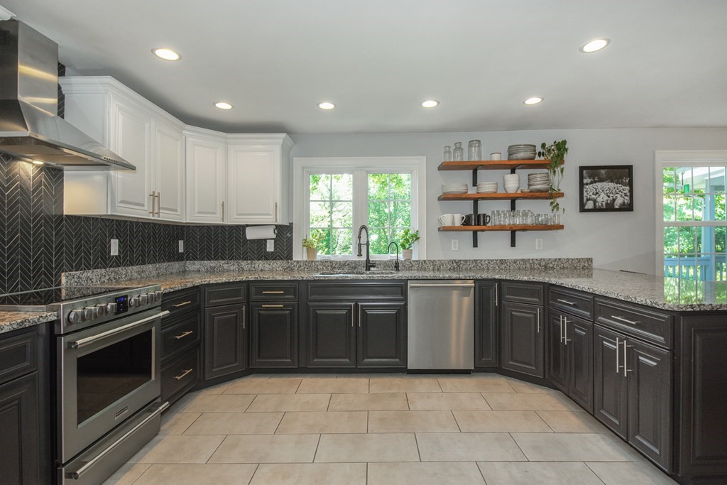 351 Boston Road Sutton, MA 01590 - Photo 14 of 37