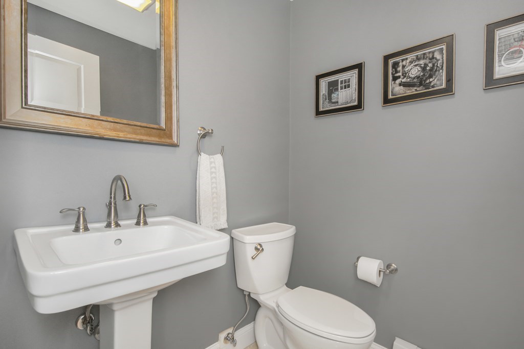 351 Boston Road Sutton, MA 01590 - Photo 16 of 37