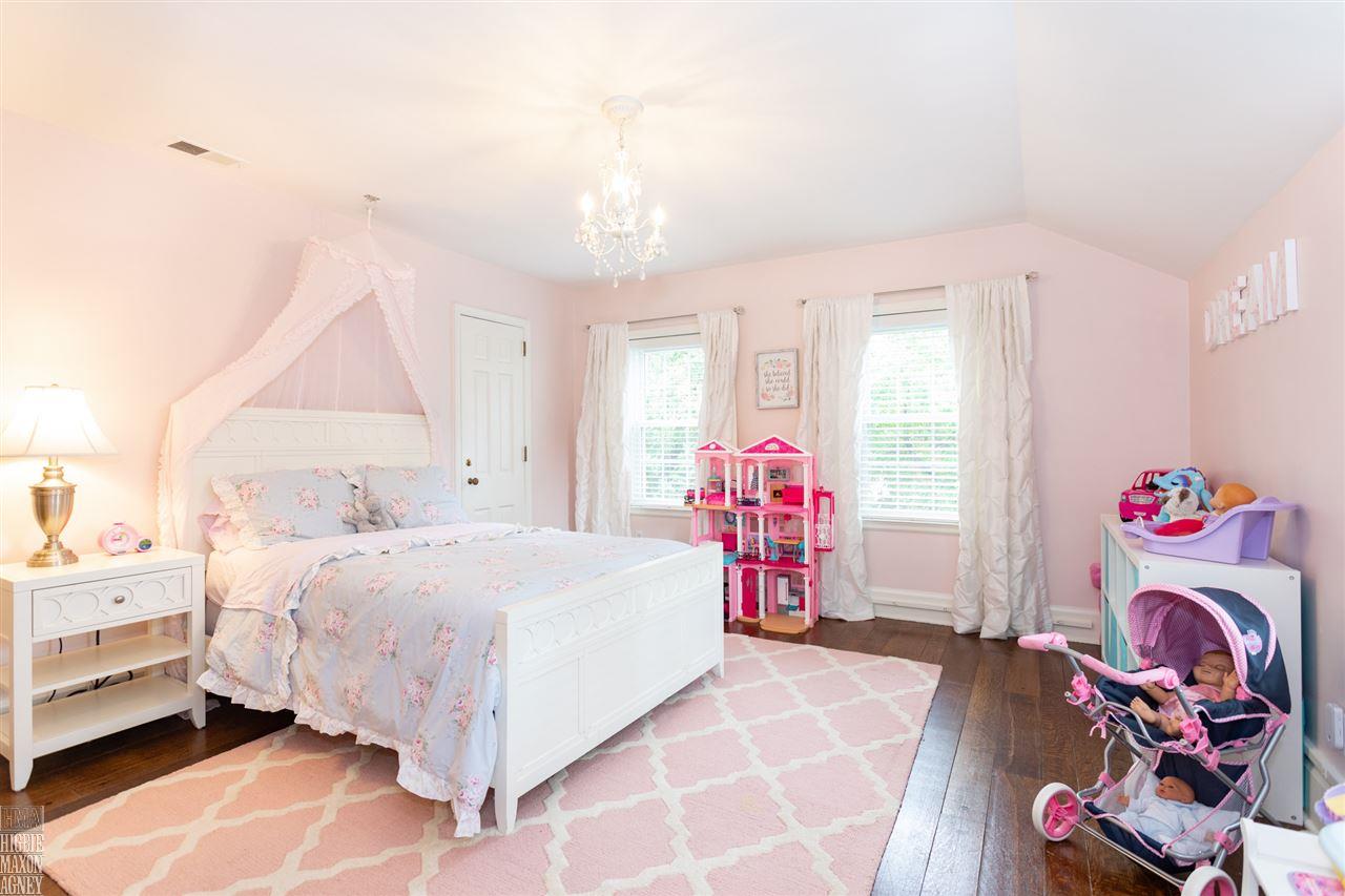 1043 Harvard Road Grosse Pointe, MI 48230 - Photo 19 of 33 31351581-18.JPG