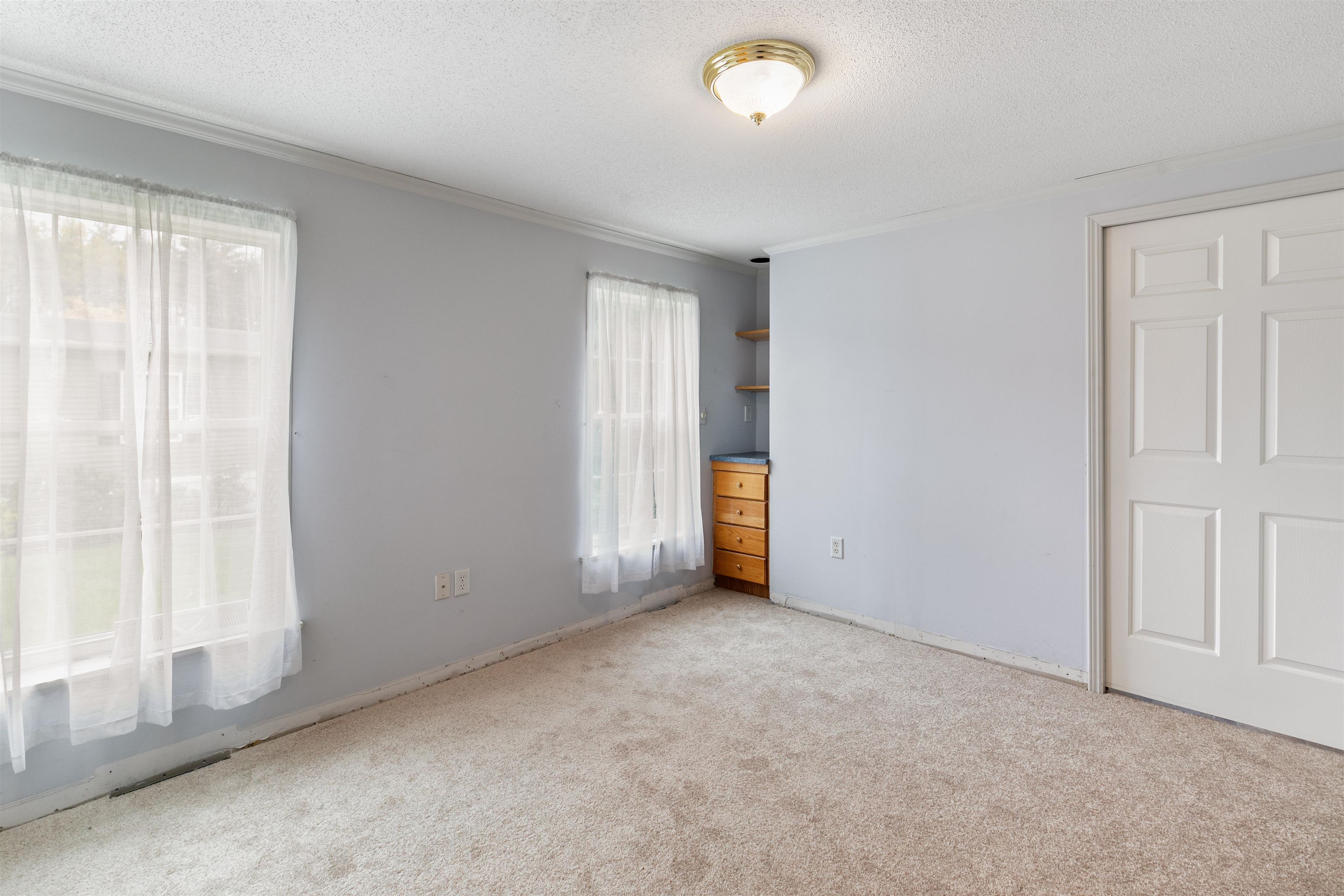 18 Hagop Road Salem, NH 03079 - Photo 5 of 23