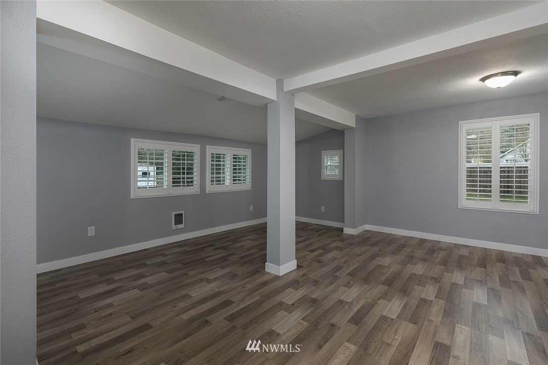 11211 Military Road Southwest Lakewood, WA 98498 - Photo 13 of 18