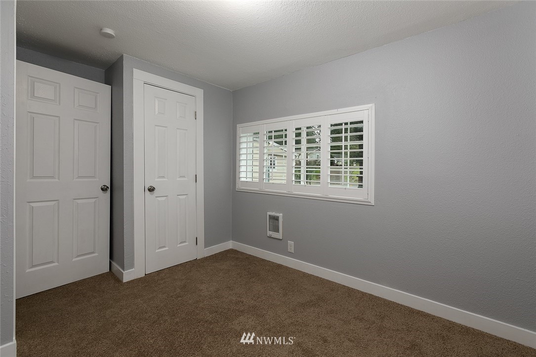11211 Military Road Southwest Lakewood, WA 98498 - Photo 15 of 18