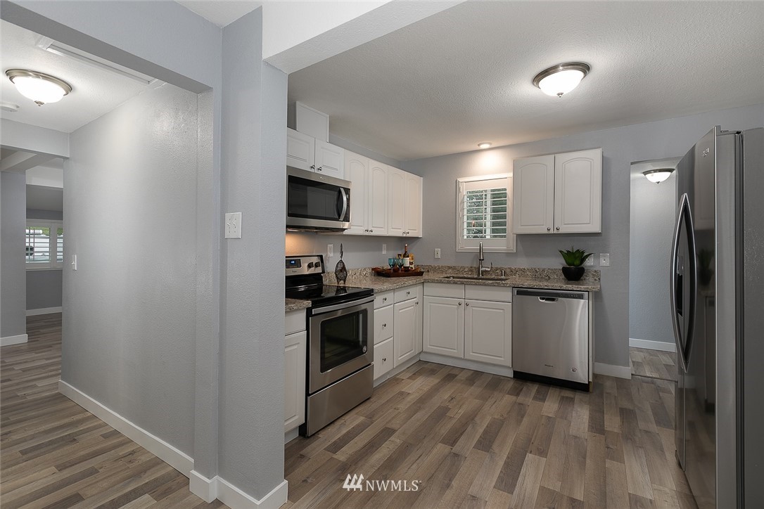 11211 Military Road Southwest Lakewood, WA 98498 - Photo 8 of 18