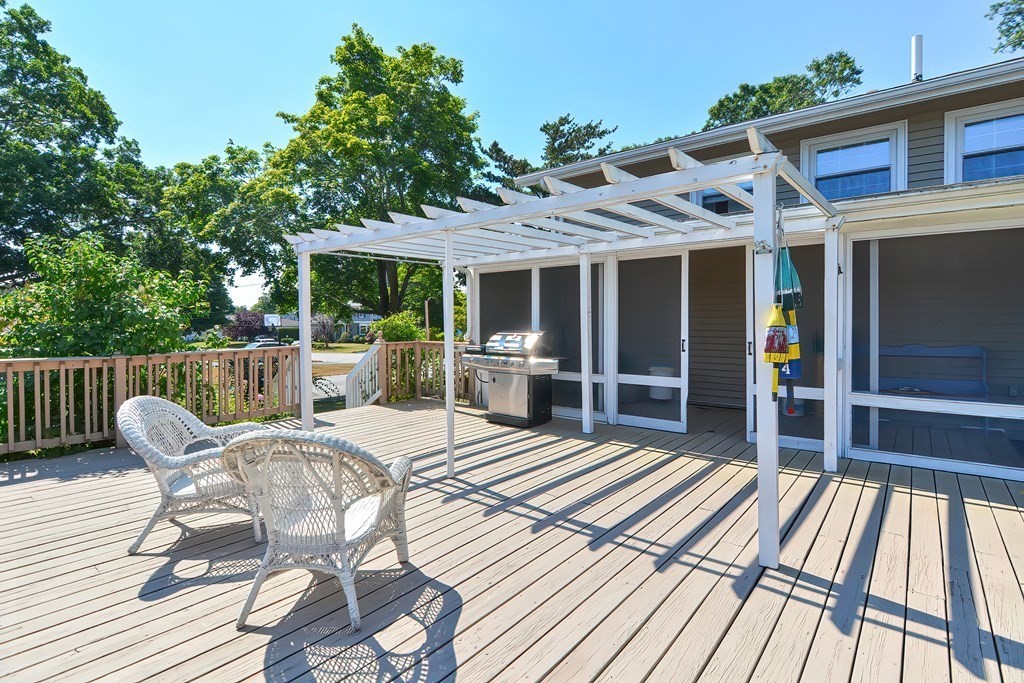 274 Mt Hope Road Somerset, MA 02726 - Photo 25 of 35 Gallery Image 25