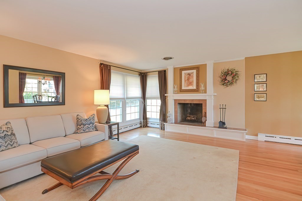 274 Mt Hope Road Somerset, MA 02726 - Photo 3 of 35 Gallery Image 3