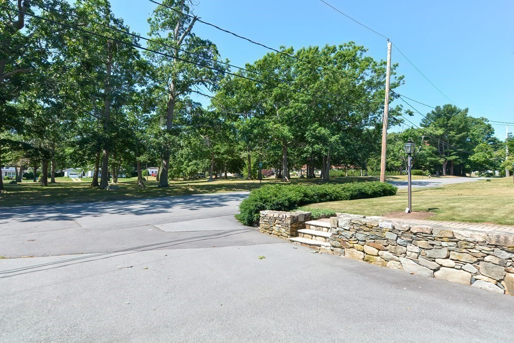 274 Mt Hope Road Somerset, MA 02726 - Photo 34 of 35 Gallery Image 34