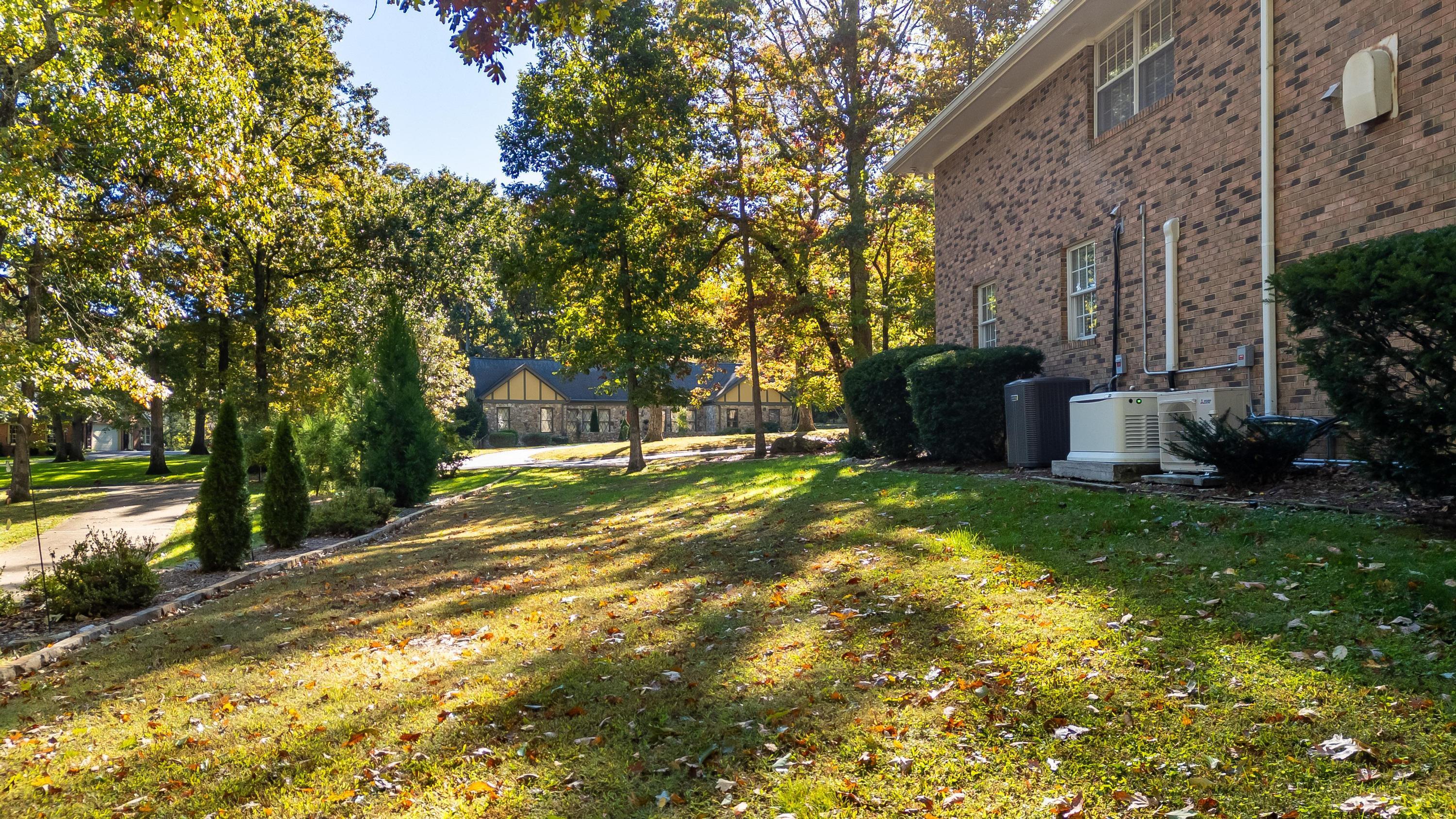 14 Victoria Road Signal Mountain, TN 37377 - Photo 10 of 66 2025_10_October_14_Carriage_Hill_0008