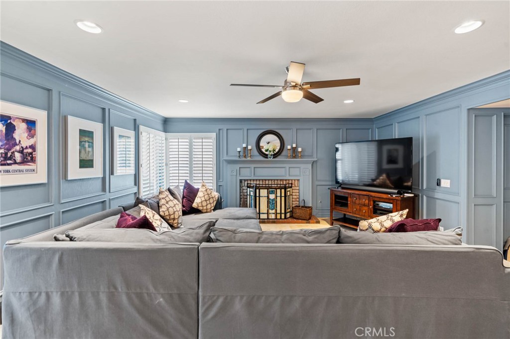 5040 Wagner Way Oak Park, CA 91377 - Photo 17 of 56