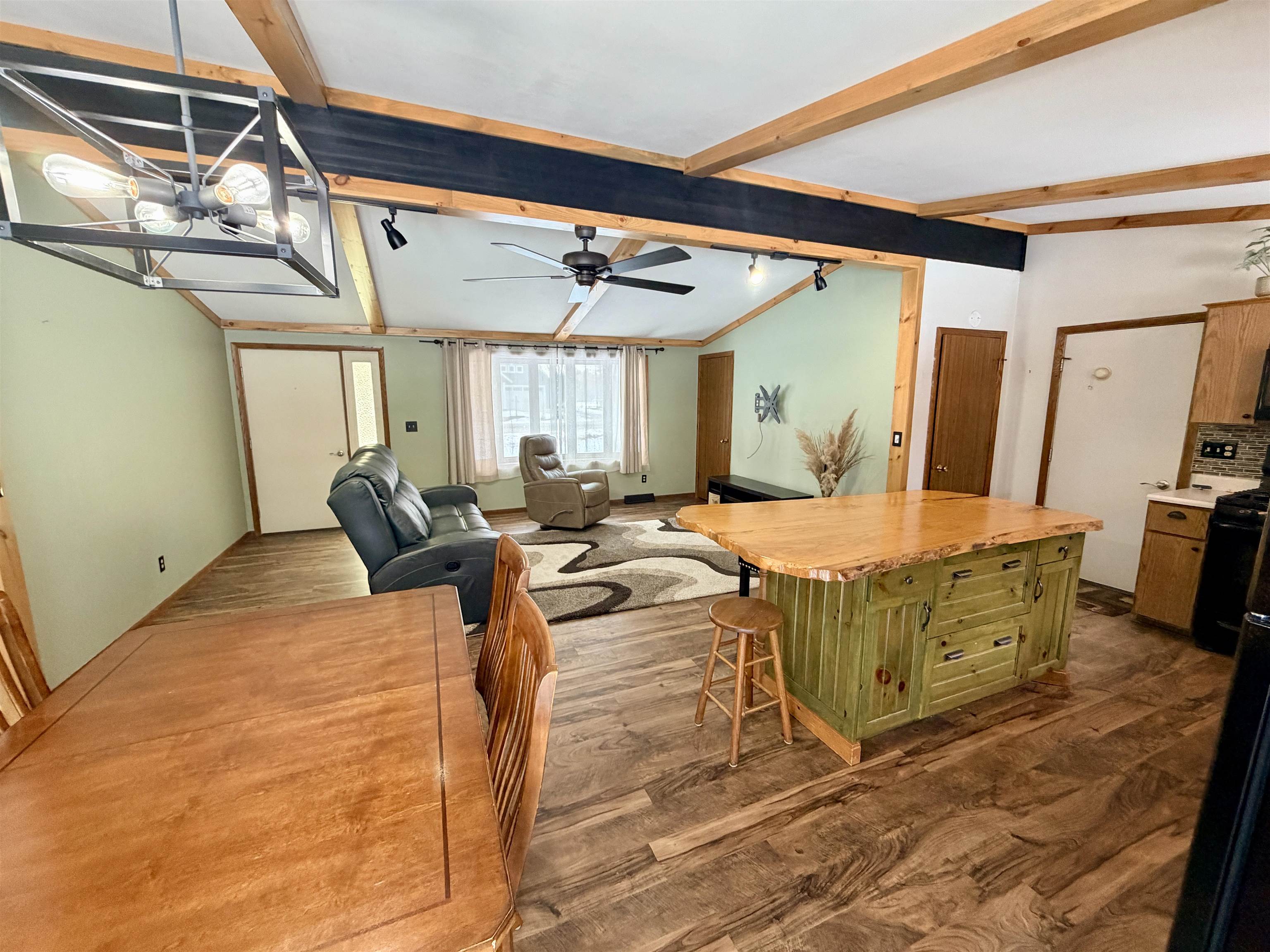 W6594 County Rd H Wild Rose, WI 54984 - Photo 6 of 28