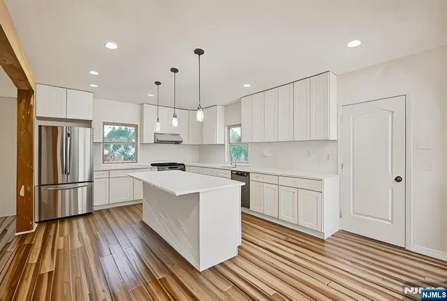 $660,000 | 1899 Washington Valley Road, Bridgewater, NJ 08836