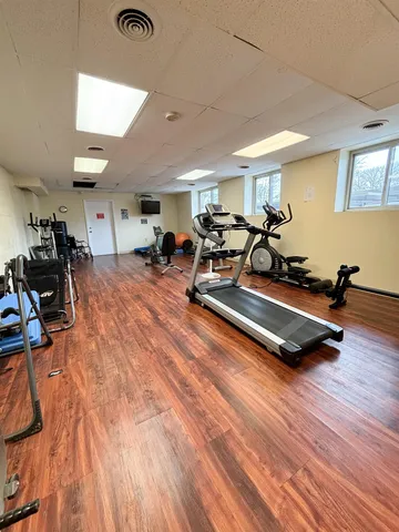 $144,000 | 1960 North Parkway Avenue, Unit 1110, Memphis, TN 38112