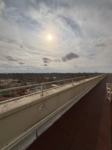 $144,000 | 1960 North Parkway Avenue, Unit 1110, Memphis, TN 38112