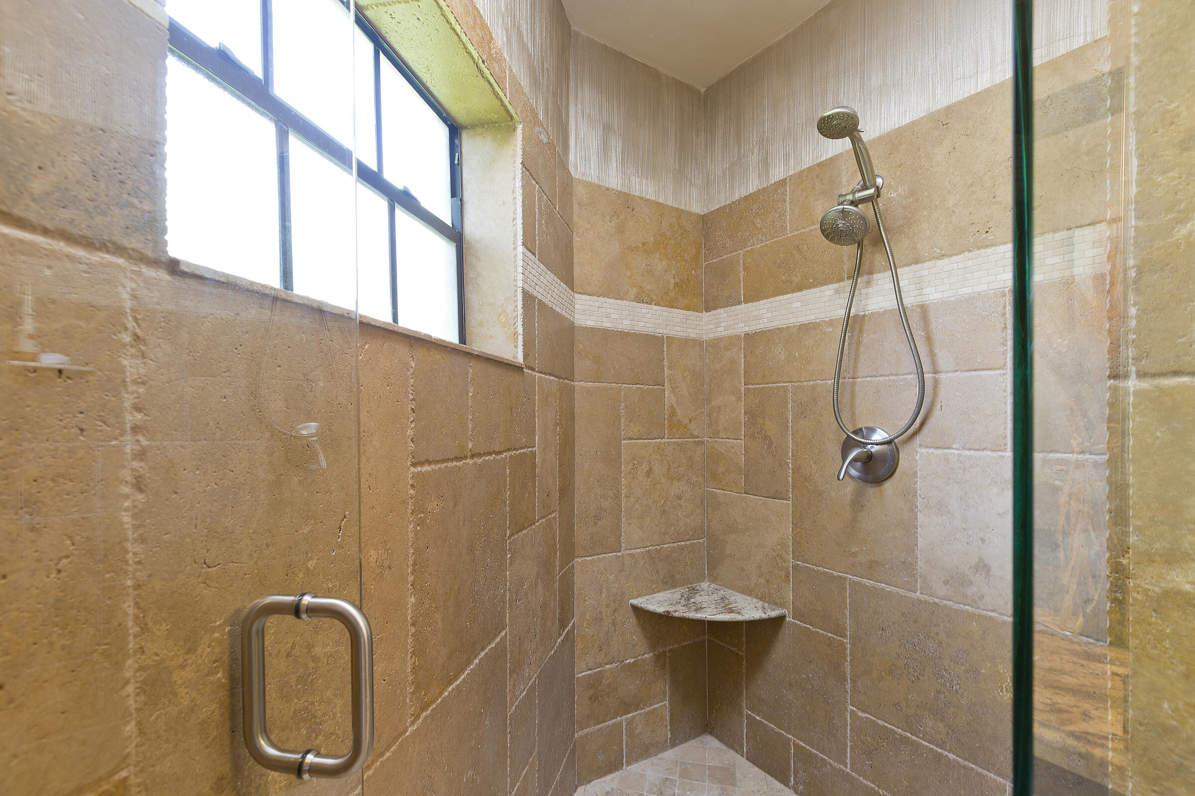 6682 Montego Bay Boulevard, Unit A Boca Raton, FL 33433 - Photo 11 of 23 15_Mastershower