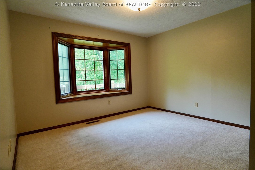 1812 Shadybrook Road Charleston, WV 25314 - Photo 32 of 37 Gallery Image 32