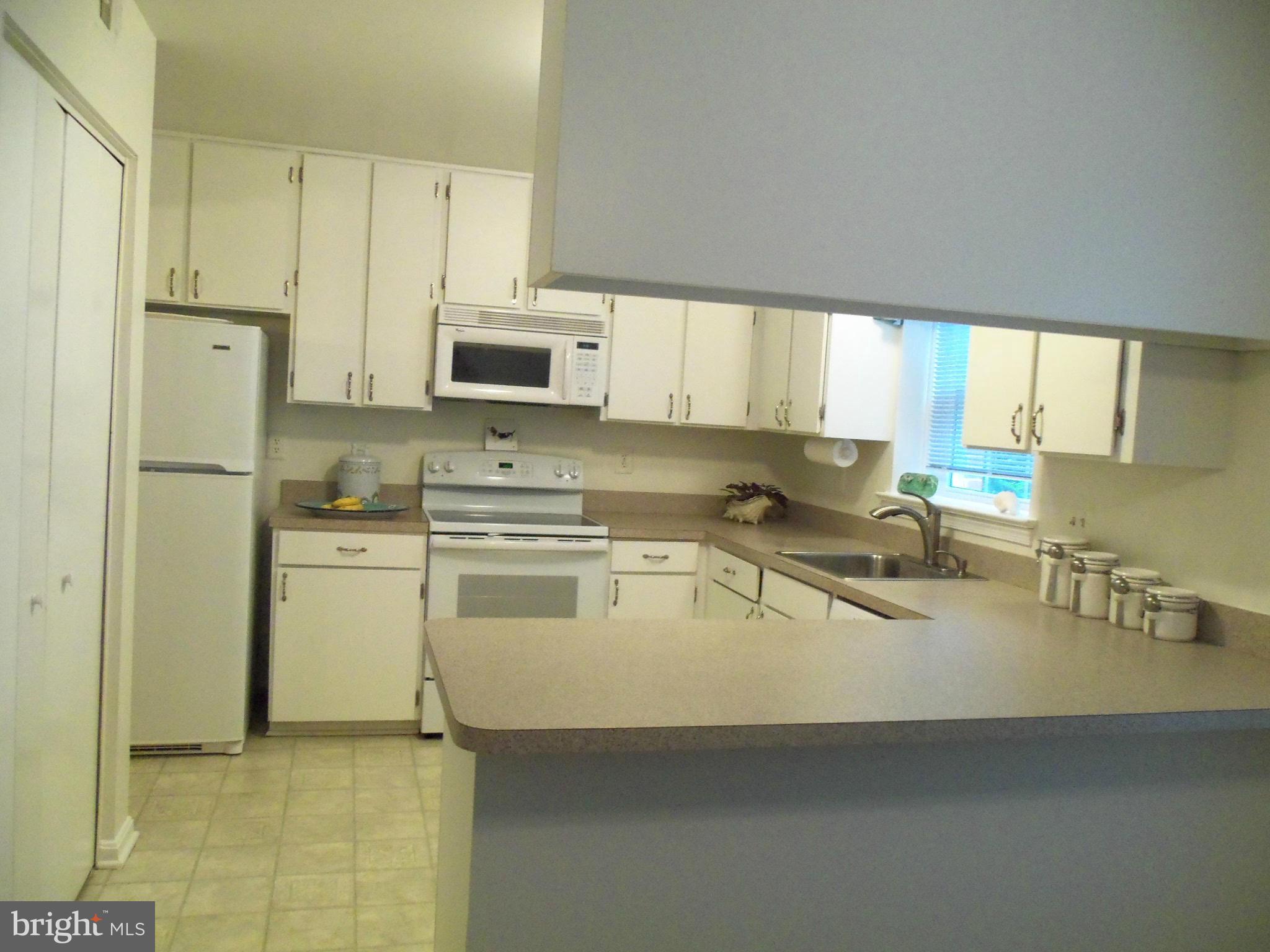 8112 Sleepy View Lane Springfield, VA 22153 - Photo 11 of 30 DIFFERENT VIEW