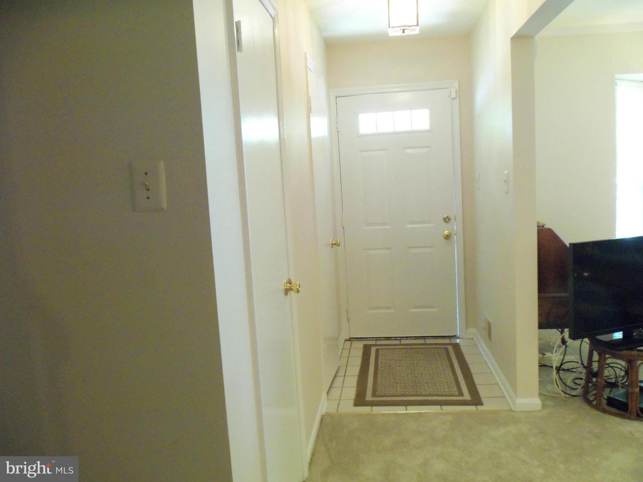 8112 Sleepy View Lane Springfield, VA 22153 - Photo 3 of 30 HALLWAY