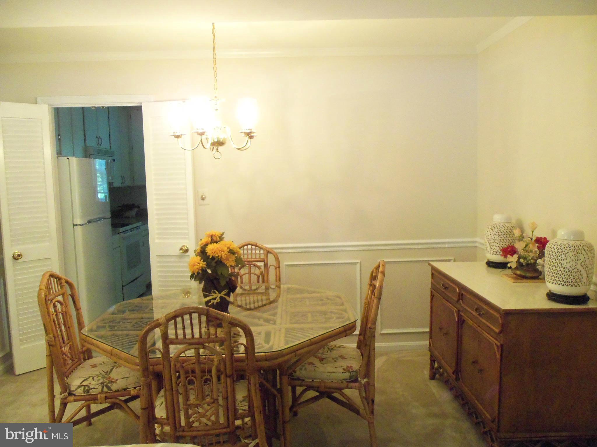 8112 Sleepy View Lane Springfield, VA 22153 - Photo 8 of 30 WAINSCOTTING