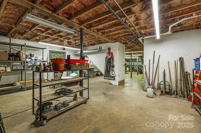 $422,000 | 1007 Dula Road, Spruce Pine, NC 28777